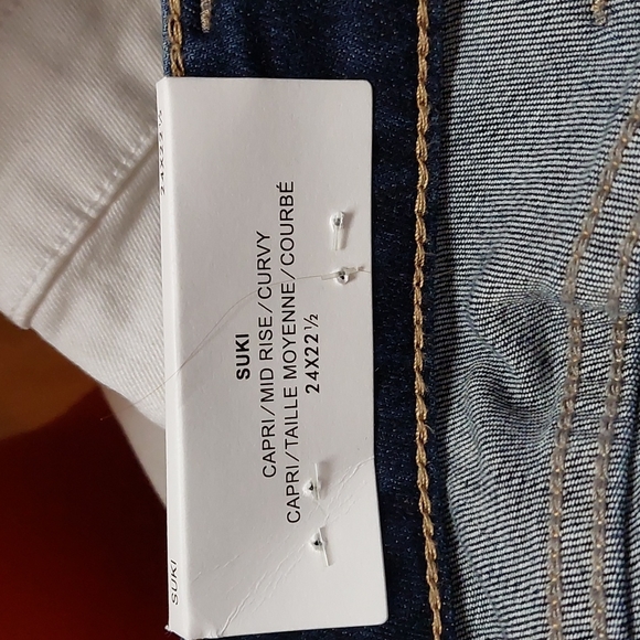 Suki, Silver, Capri, mid rise, curvy, jeans, size 24/L 22.5, - Picture 10 of 11